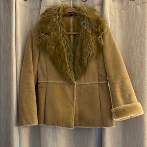 Luxurious Tan Teddy Jacket with Faux Fur Collar